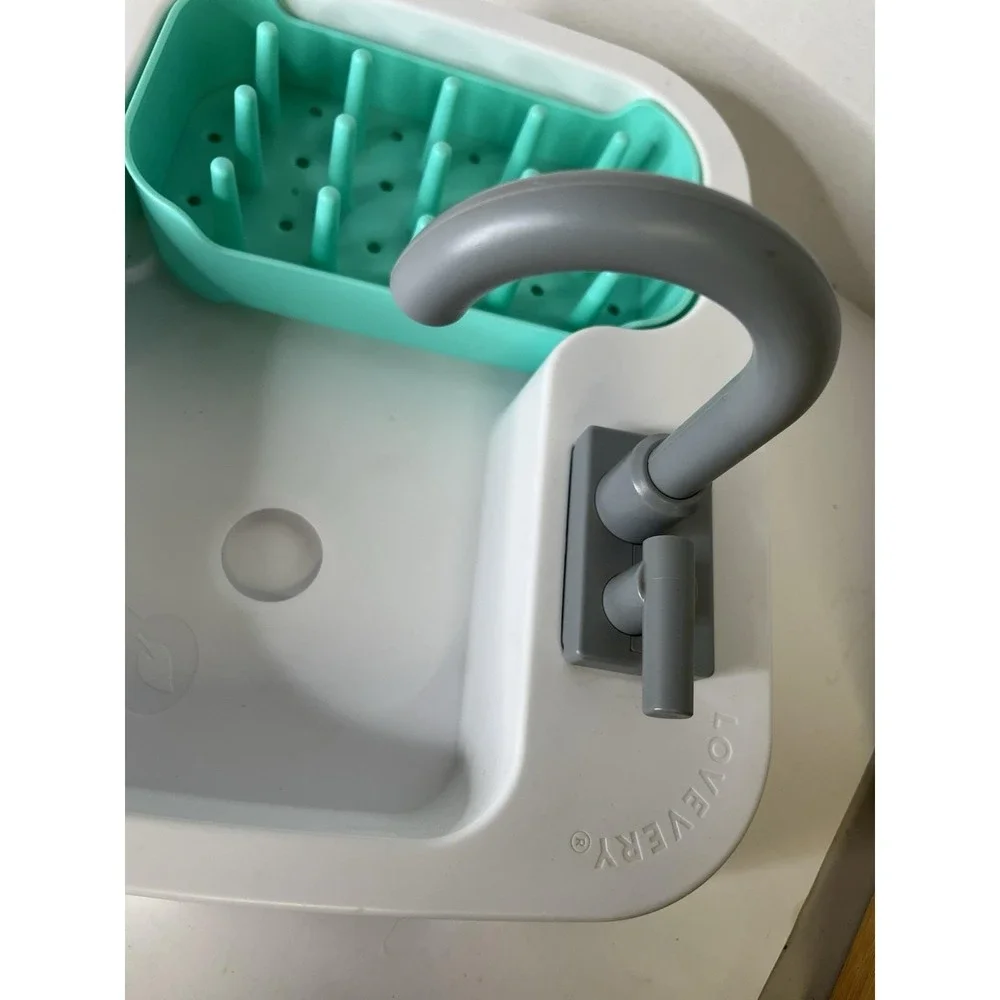 Lovevery Super Sustainable Play Sink Helper Working Faucet And Dish Rack
